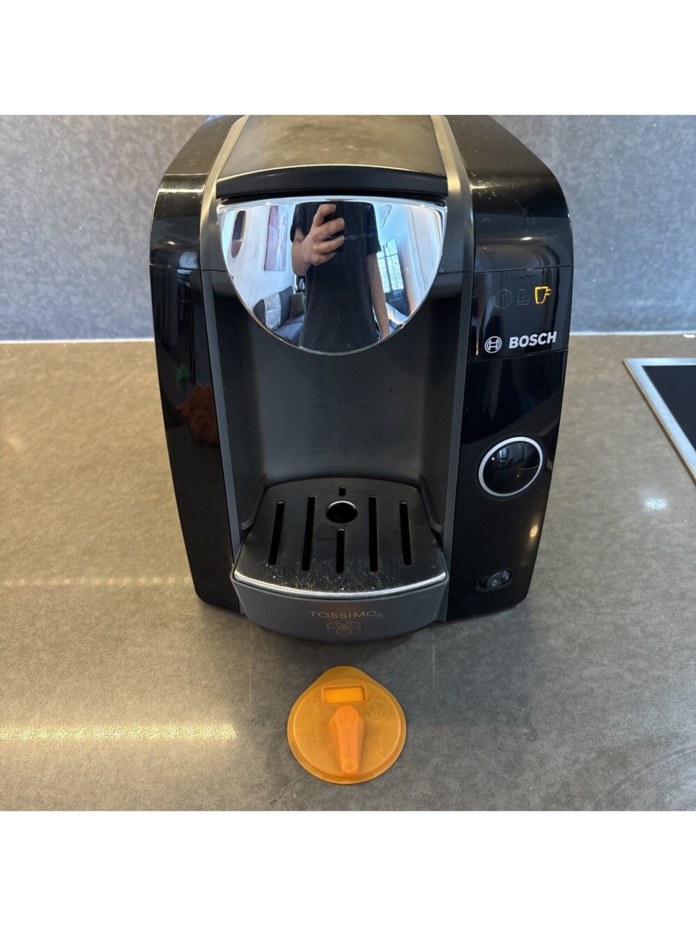 Bosch Tassimo CTPM06UC Single Serve Coffee Maker 1600W Black